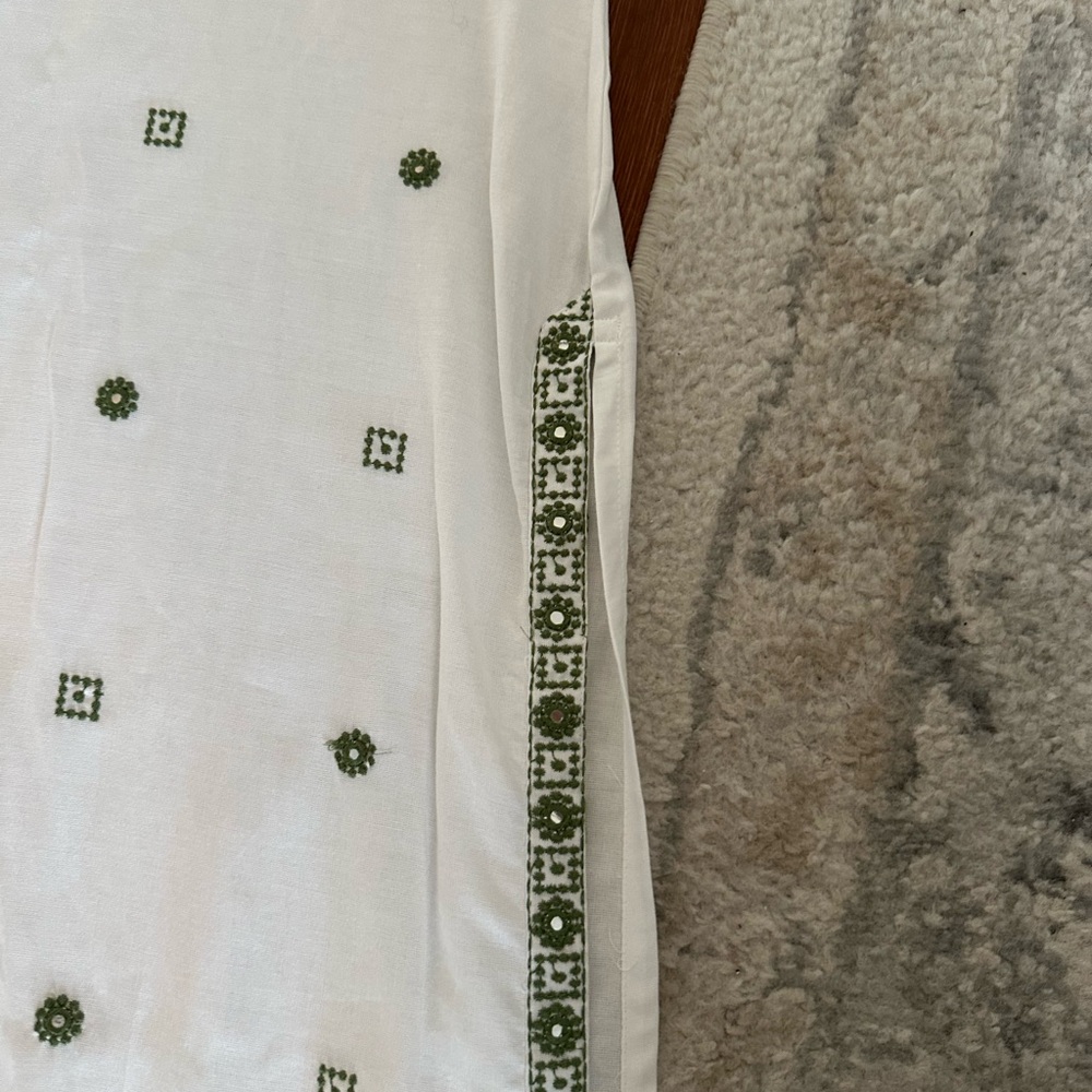 NWT Tunic shirt from India - Picture 2 of 3